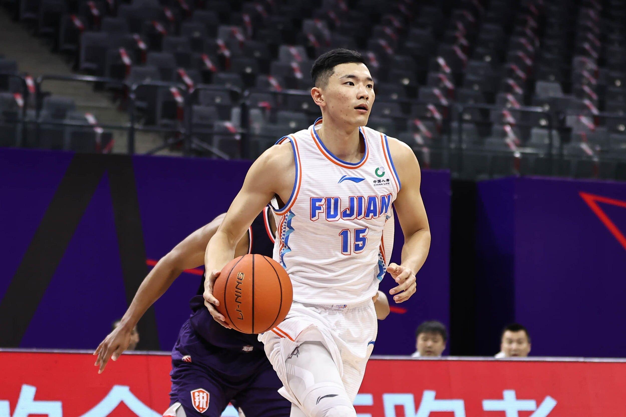 媒体人:陈林坚曾表态差不多情况愿留下,没见过如此自律球员